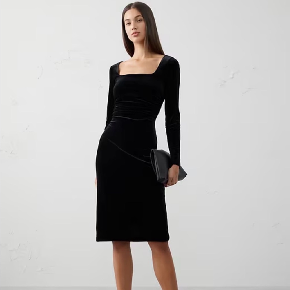 Banana Republic Elegant Black Velvet Long Sleeve Dress